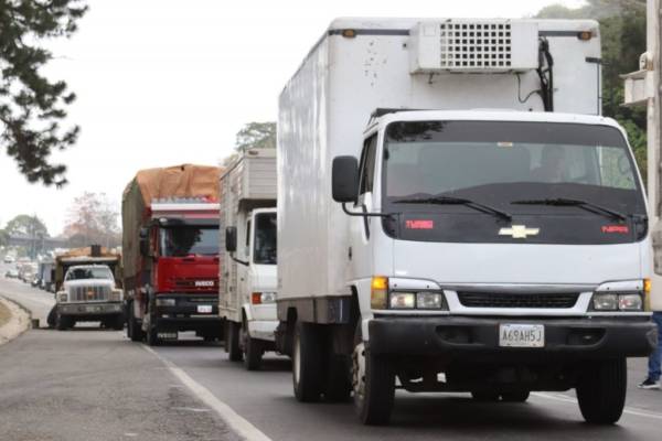 Venezuela movilizó el 14,37% del transporte de carga en la frontera con Colombia en diez meses