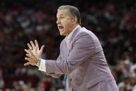 Deadspin | No. 21 Arkansas intent on seeing more production from big men vs. Winthrop