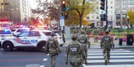 EN VIVO: balearon a dos agentes de la Guardia Nacional en Washington