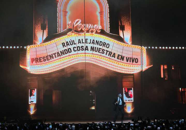 Rauw Alejandro transforma Ciudad de México en un espectáculo estilo Broadway