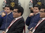 Pulgar arriba y sonrisa: La reacción de Pedro Castillo tras ser condenado a 11 años de cárcel