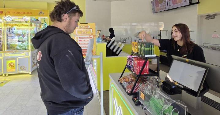 New claw-machine arcade in Mason City offers fun prizes