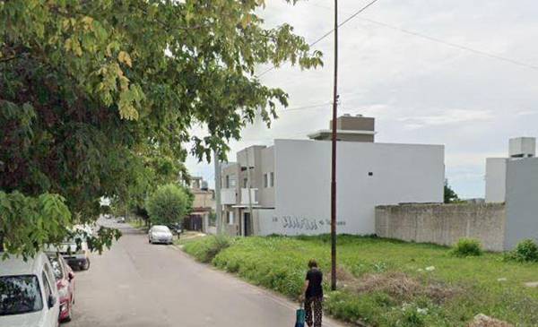 Golpe comando a una mujer en plena madrugada