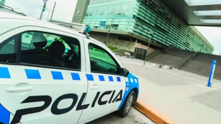 Neuquén: una joven denunció que su vecino la drogó con fernet y la abusó junto a dos amigos