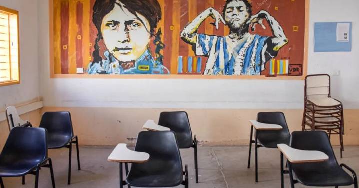 Se quedaba con el dinero de las cuotas de un colegio privado de Neuquén y la imputaron