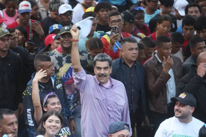 Maduro hace un llamado a Trump: “No crazy war, por favor; sí a la paz”.
