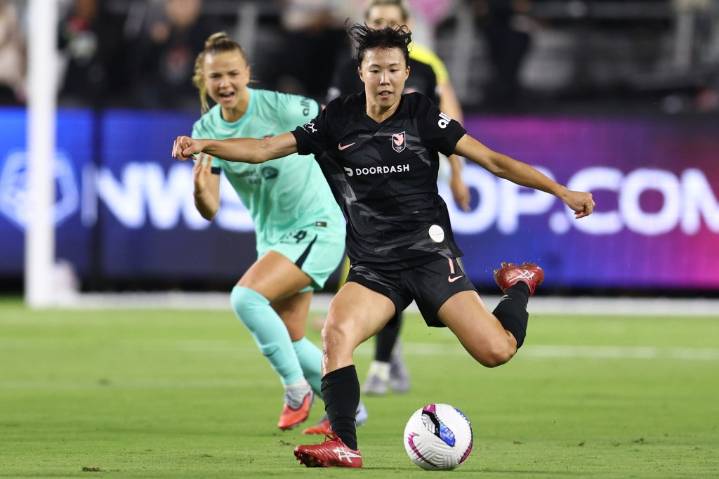 Angel City FC signs Hina Sugita to 3