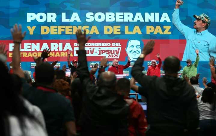 Cabello presenta la agenda resultante del V Congreso del PSUV y VIII de la Juventud