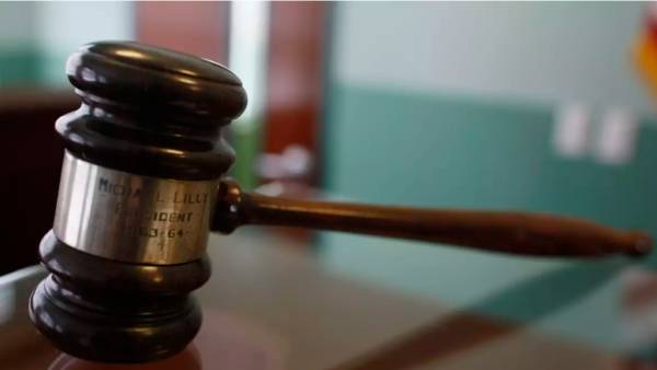 Ex-GOP Candidate Who Offered Kool-Aid & KFC For Black Votes Indicted Again