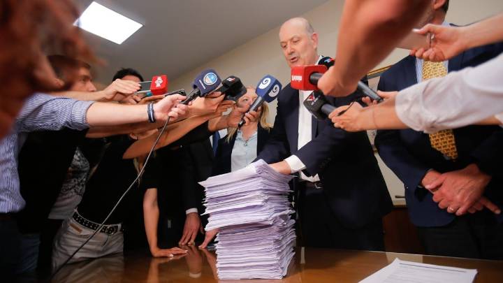 Tras los cambios en el Registro del Automotor, Sturzenegger adelantó que la transferencia será digital