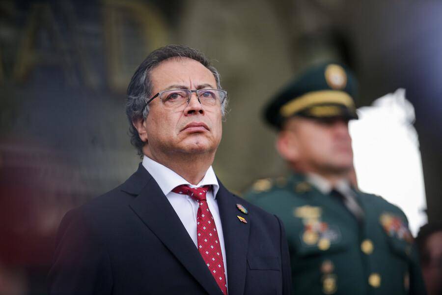 Petro vuelve a defender bombardeo en Guaviare ante lluvia de críticas de la izquierda: “Hemos cumplido con el DIH”