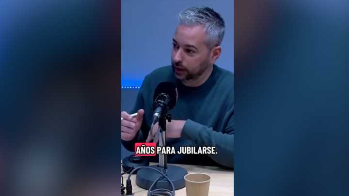 Iván Méndez, asesor financiero: "Si mi clienta se acoge al subsidio para mayores de 52 años, cuando se jubile, cobrará 400 euros más de pensión"