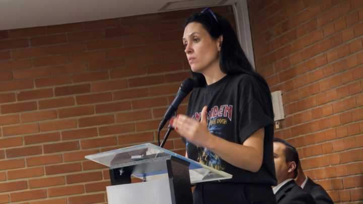 Los pronunciamientos de María del Mar Pizarro sobre la rumba nocturna: ¿hay conflicto de intereses por su labor en el Congreso?