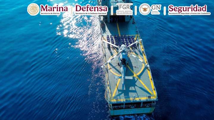 Marina asegura 2.5 toneladas de cocaína en costas de Michoacán