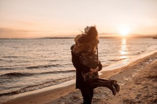 10 Signs Someone Truly Loves You