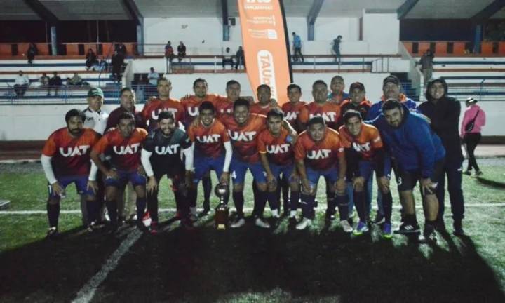 Vinculación se proclama bicampeón de Futbol en Funcionarios UAT viernes, 28 de noviembre de 2025
