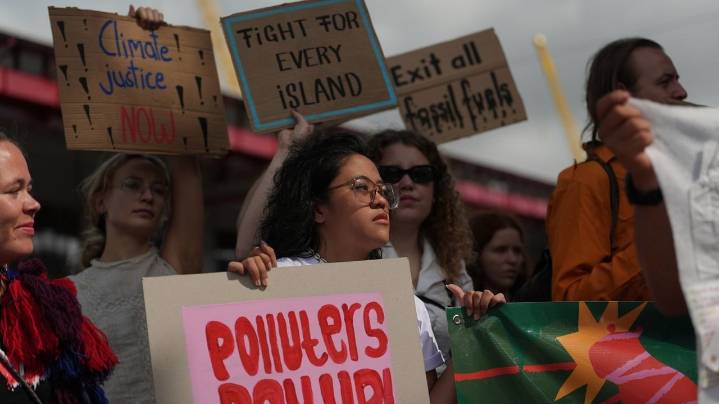 As nations push for more ambition at climate talks, chairman says they may get it