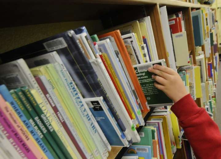 Reconstituted Arkansas Library Board OKs quarterly distribution of state aid