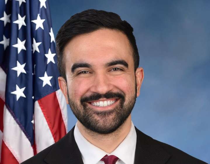 Zohran Mamdani, socialista de 34 años, gana alcaldía de Nueva York derrotando a Andrew Cuomo