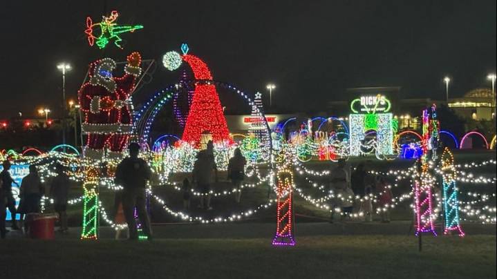 Baton Rouge General's Holiday Lights bring Christmas cheer to its Bluebonnet campus