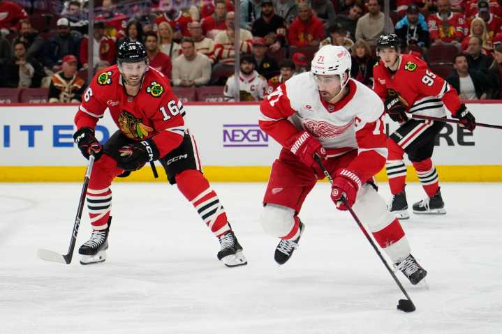 NHL Predictions: Nov. 9 Chicago Blackhawks vs Detroit Red Wings
