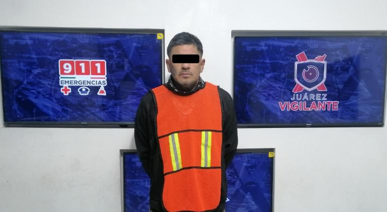 Lo arrestan por asalto con pistola de juguete en el Centro