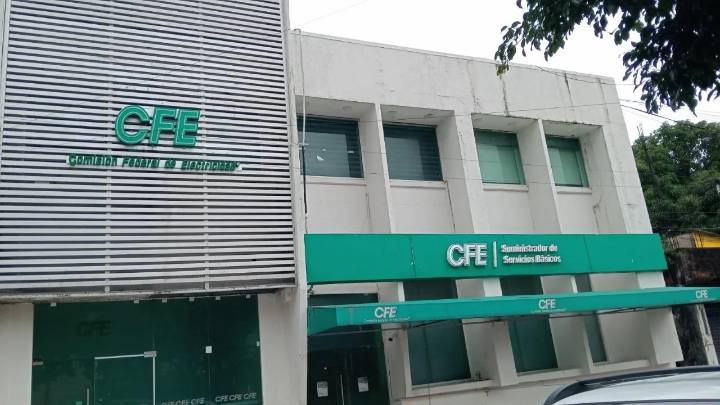 Exigen a la CFE solución definitiva a constantes apagones en Villa de Allende