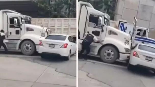 Quintana Roo: trailero embiste a automovilista