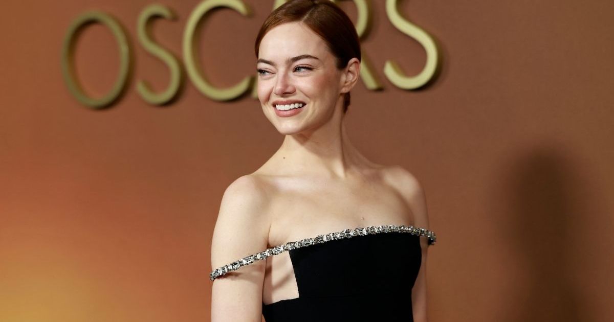 Emma Stone Looks 'Stunning' in Off-Shoulder Louis Vuitton Dress