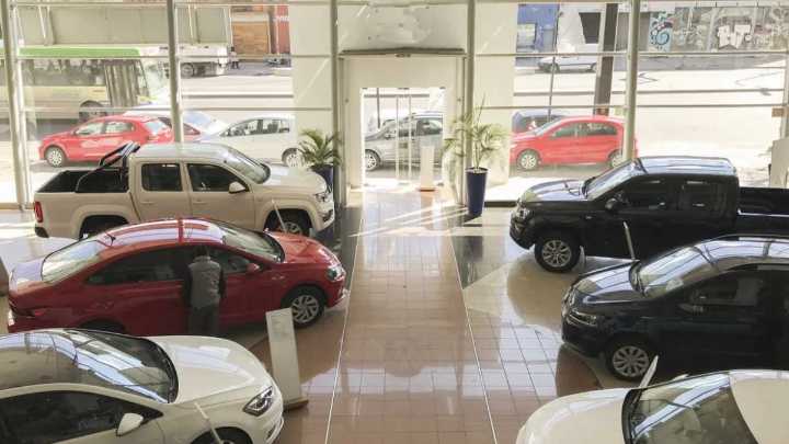 La financiación de autos nuevos y usados cayó al mínimo del año en octubre