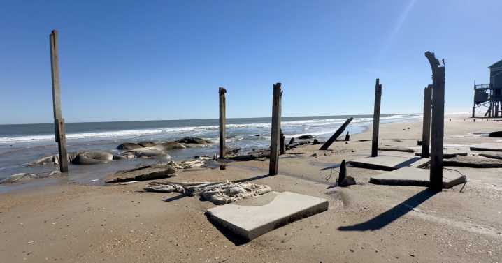 Hatteras Island residents bring coastal crisis to N.C. state leaders: 'We got a long way to go'