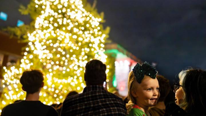 Downtown BG to light up on Dec. 5 for Christmas season