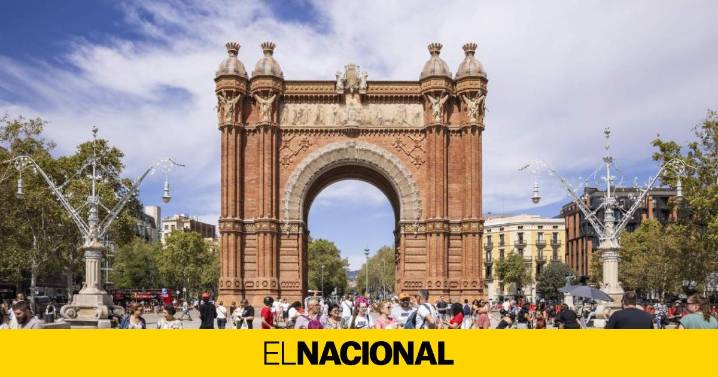 Polémica por un bar de Barcelona que justifica no tener carta en catalán: "El castellano es más universal"