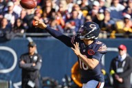 Bears stay on NFC North perch, beat Aaron Rodgers