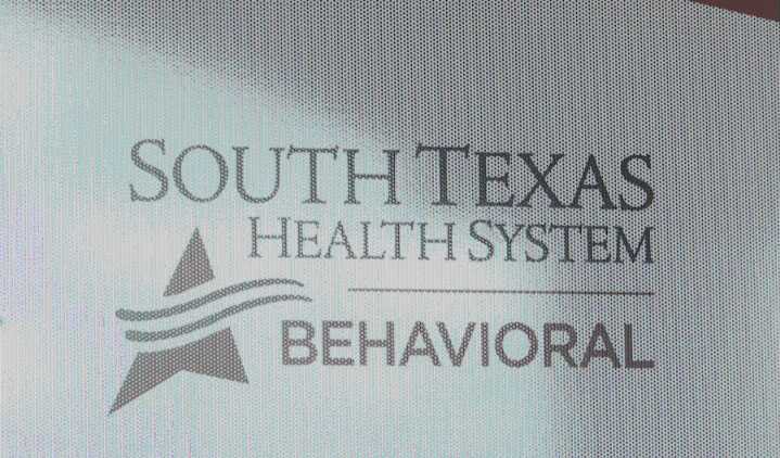 Behavioral experts share tips to avoid holiday family conflict