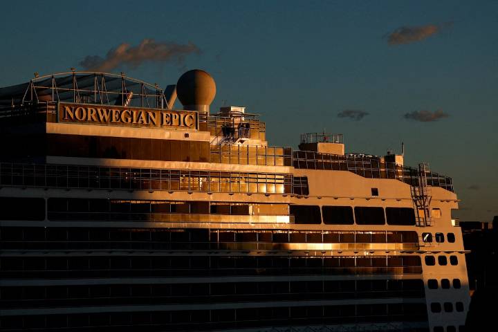 Norwegian Cruise forecasts quarterly profit below estimates, shares tumble