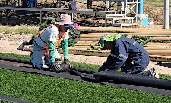 Logran vecinos de la Colonia Revolución mejorar campo de fútbol