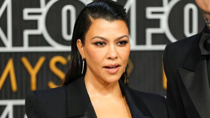 Kourtney Kardashian shares foot injury due to ballet flats