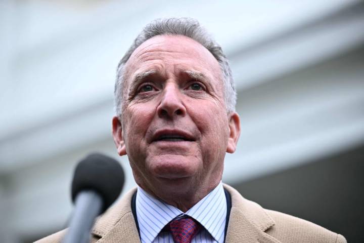 Enviado de Donald Trump conversa con Volodimir Zelenski y Emmanuel Macron