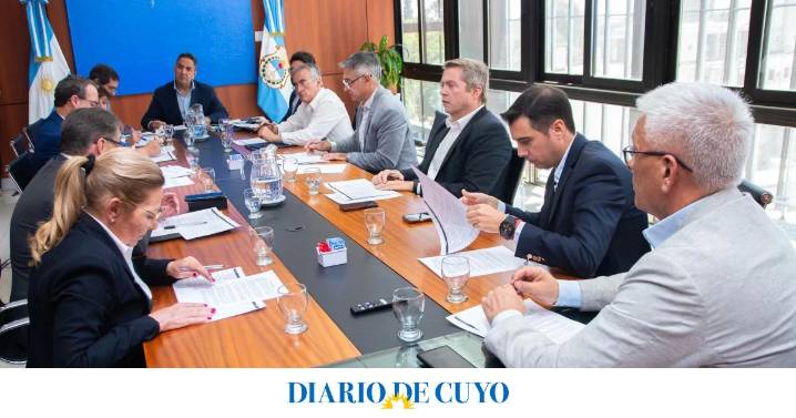 Picante reunión de los jefes de bloque en la Legislatura por la nueva Ley de Transporte: los detalles