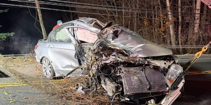 Crews respond to 2 serious crashes in Canton