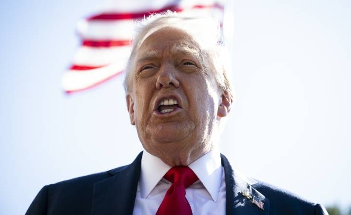 Cele|bitchy | The US Senate passed a bill to restart the government with a 60-40 vote