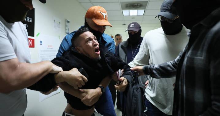 Contributor: Yes, immigrants have the right to a lawyer, but finding one is getting harder