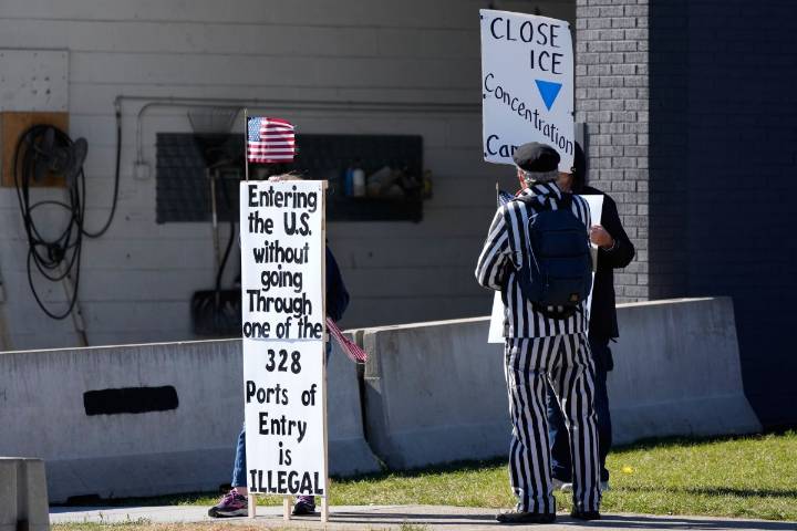 Juez ordena a ICE mejorar condiciones “inhumanas” en centro migratorio cerca de Chicago