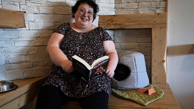 Talking to strangers online helped me feel less lonely. But I was sliding toward disaster