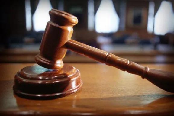 Jueza ordenó que un abogado se capacite en género por expresiones “inaceptables” en un escrito