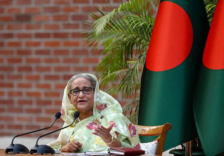 La ex primera ministra de Bangladés Sheikh Hasina, condenada a muerte por crímenes contra la humanidad