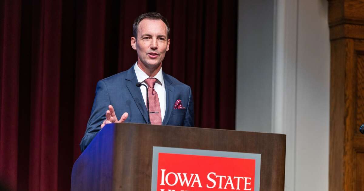 ISU presidential finalist Benjamin Houlton takes tough questions from campus