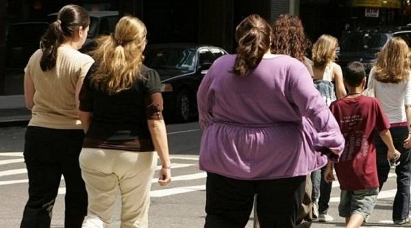 EE.UU. solicita negar visas de residencia a extranjeros gordos, viejos y enfermos