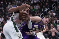Doncic scores 41 points, Reaves adds 25 as Lakers roll to 119-95 win against Bucks – Winnipeg Free Press